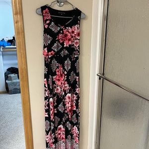 Navy Floral maxi dress